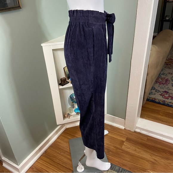 Everly navy blue corduroy small cropped wide leg Pants paper bag pleated - Picture 5 of 11